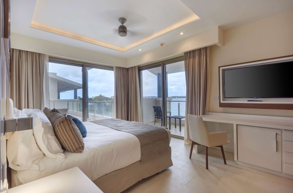 Royalton Negril Resort - Luxury Penthouse One Bedroom Ocean View Jacuzzi Suite Diamond Club